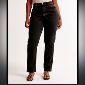 Abercrombie Curve Love Ultra High Rise Ankle Straight Jean size 28 / 6 reg